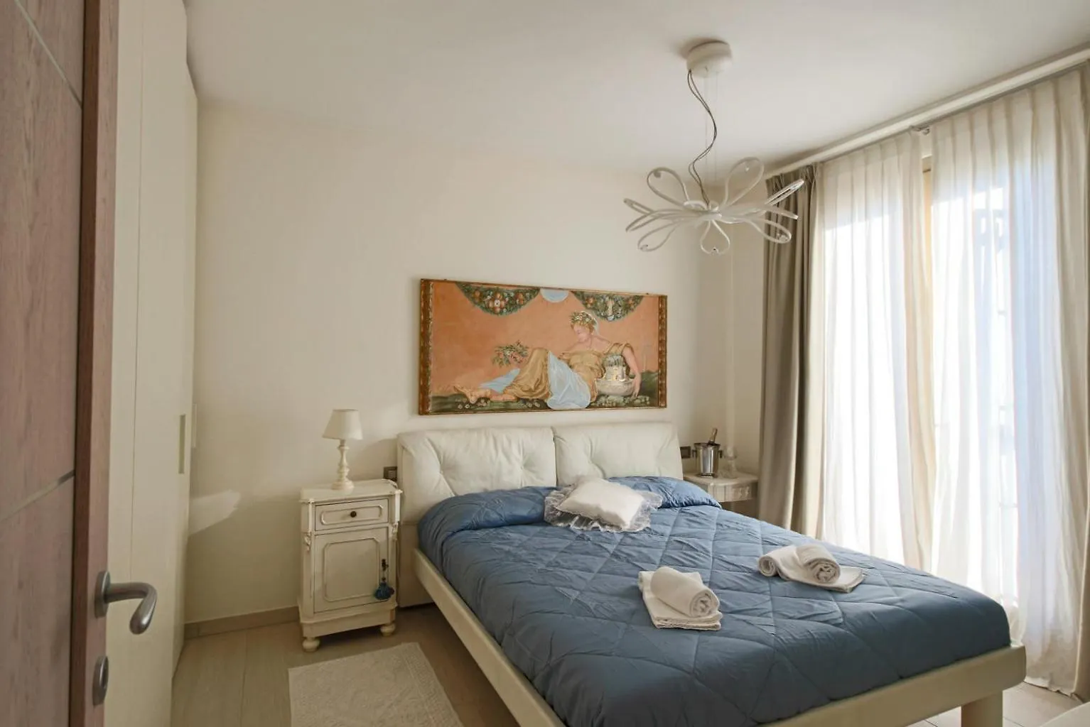 Villa Giuly Sirmione 0*,  Italy