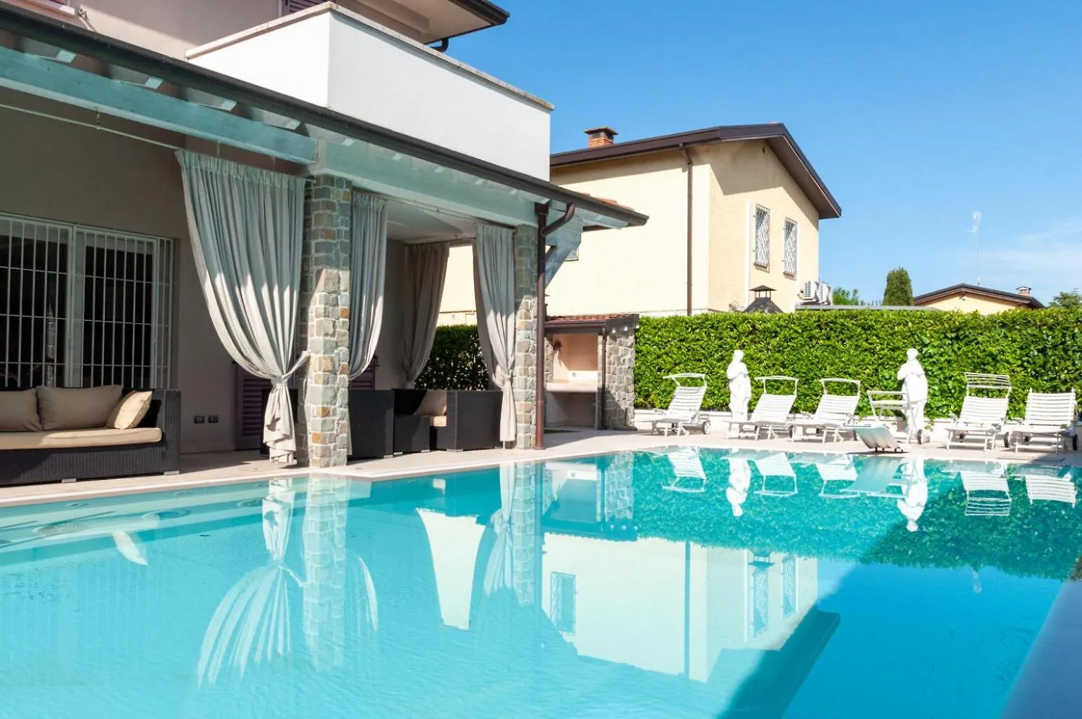 Villa Giuly Sirmione 0*,