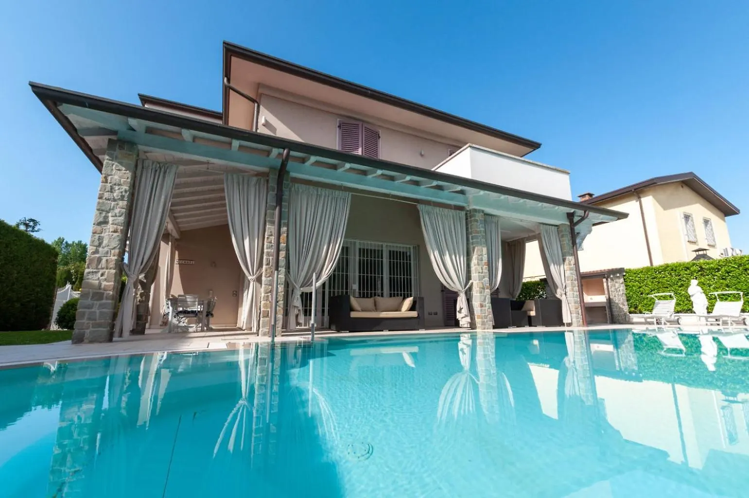 Villa Giuly Sirmione Italy