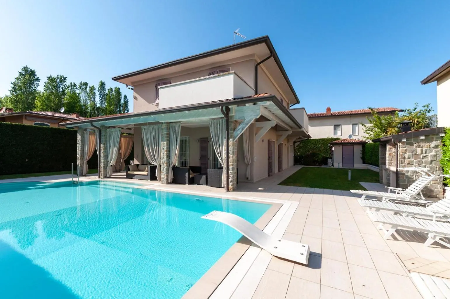 Villa Giuly Sirmione Italy