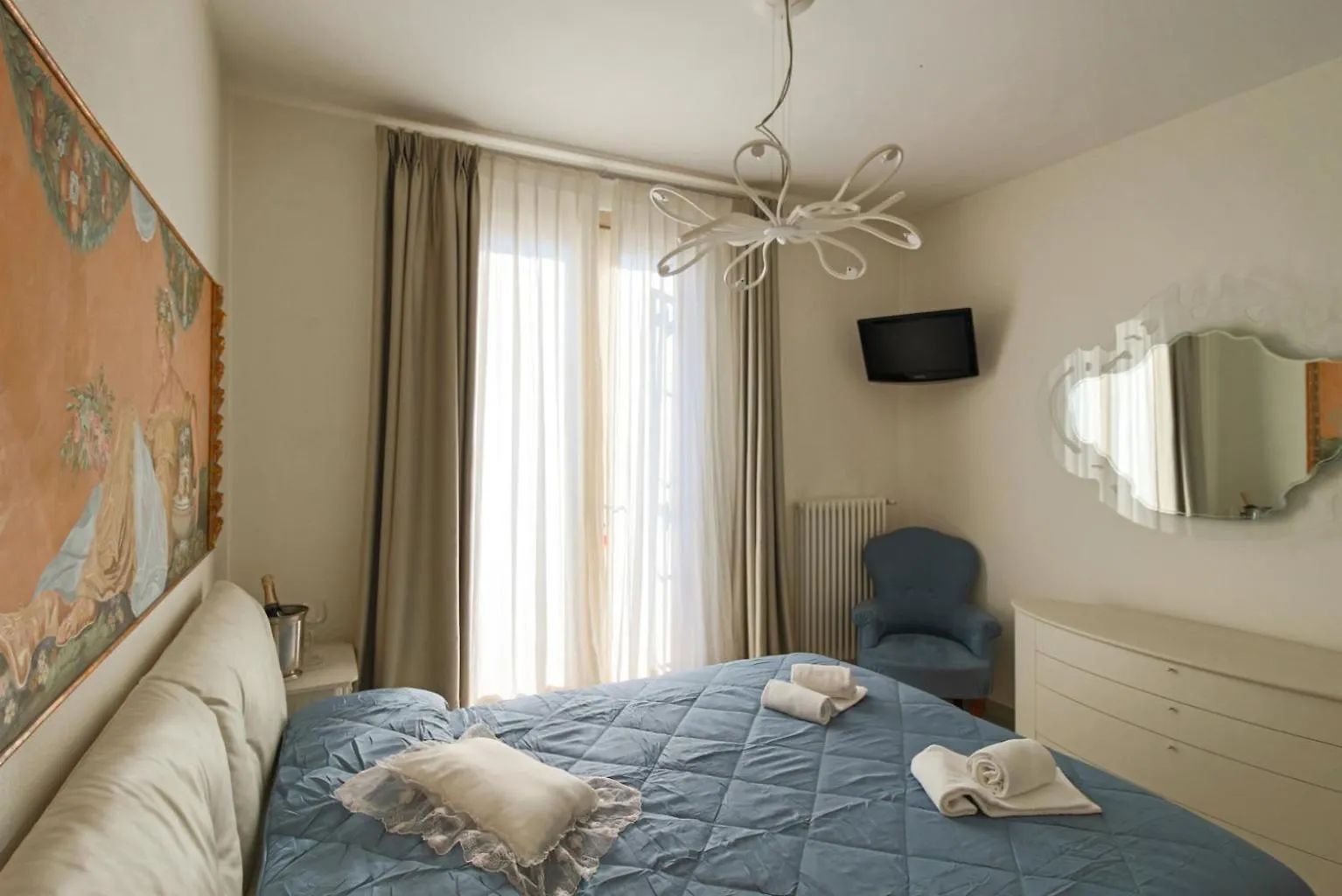 Villa Giuly Sirmione 0*,
